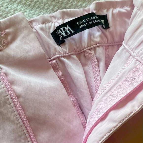 Zara cargo style pink pants. Size S - Picture 3 of 4